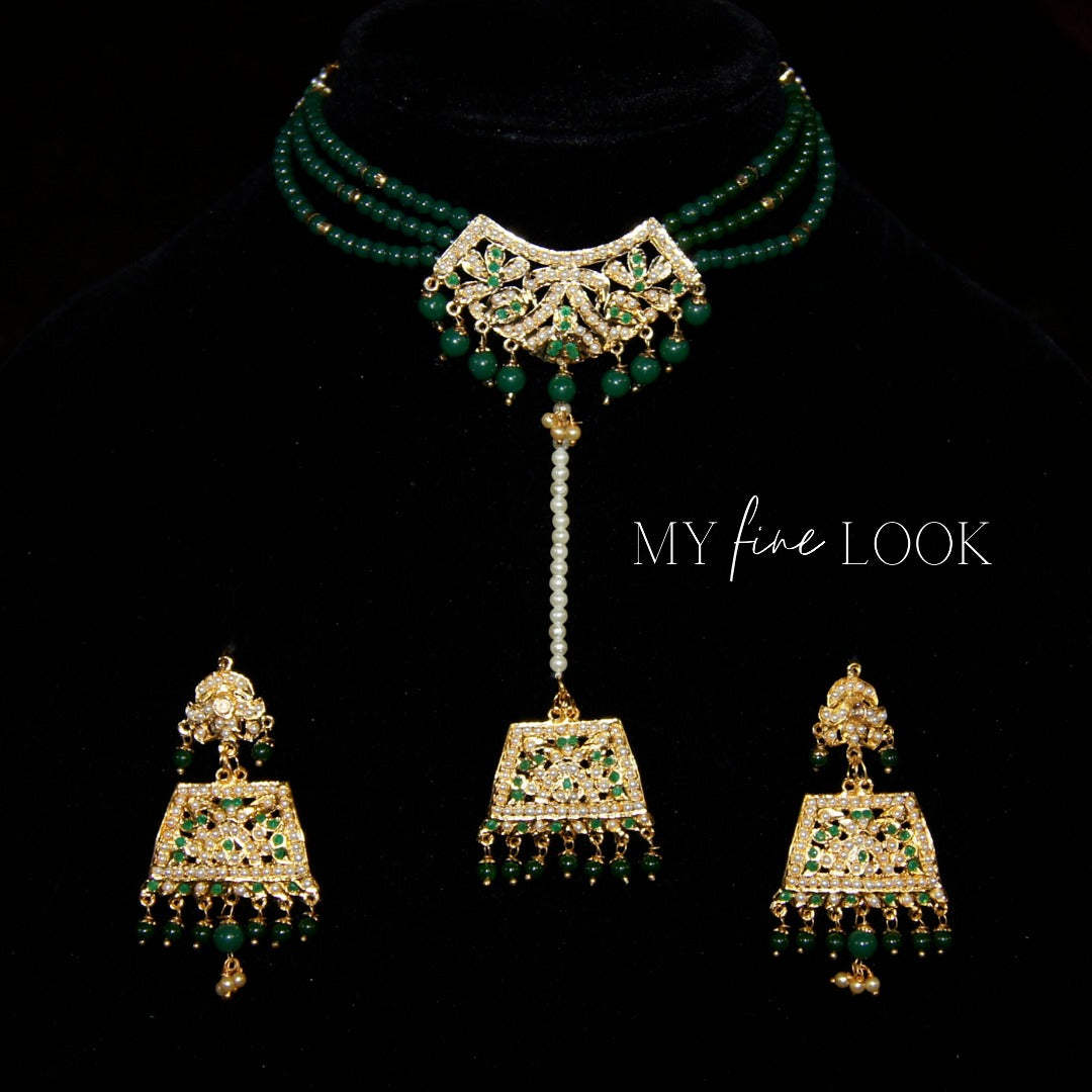 Green and Gold Choker Set