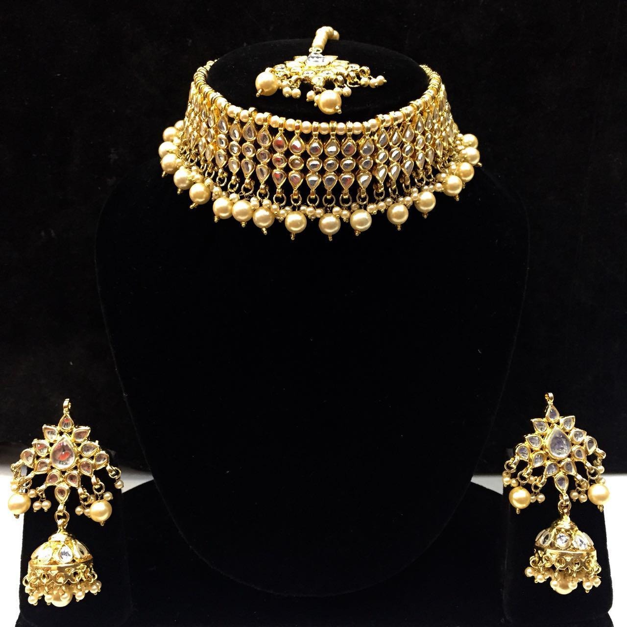 Golden Kundan Choker Set