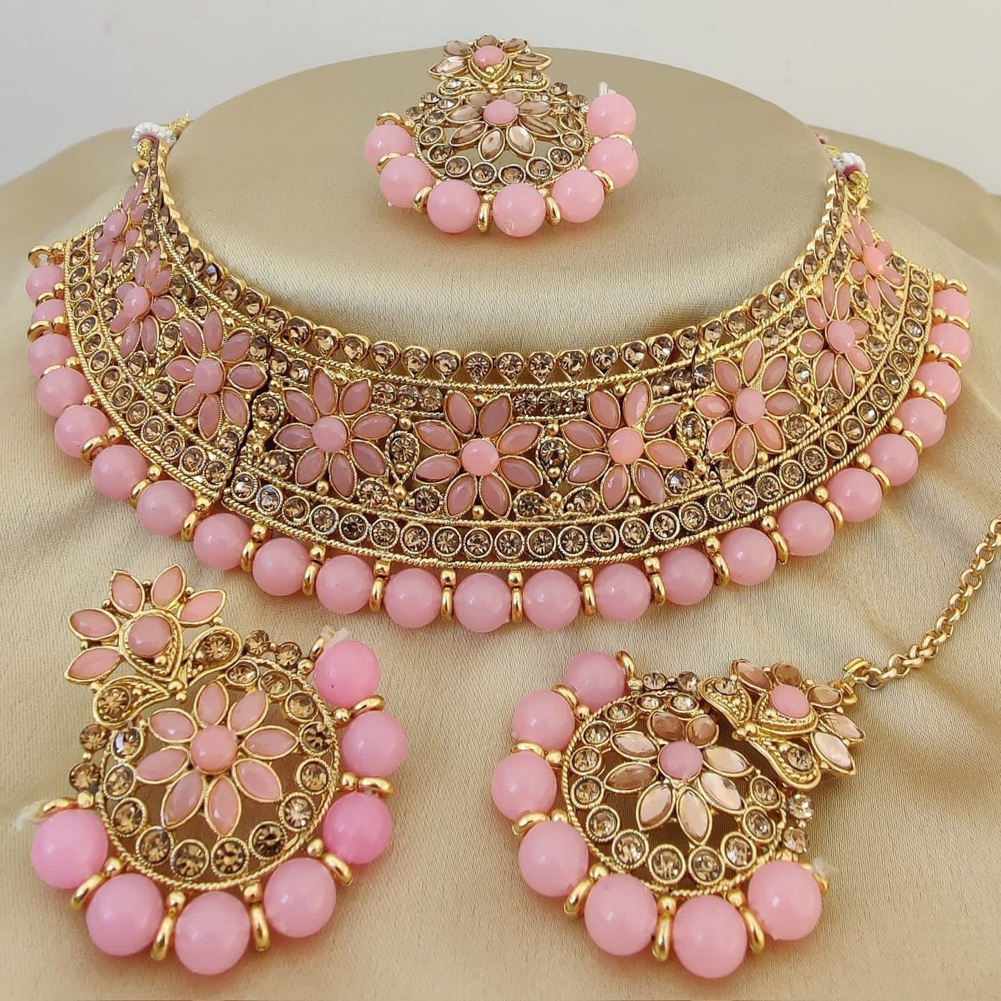Light Pink Choker Set