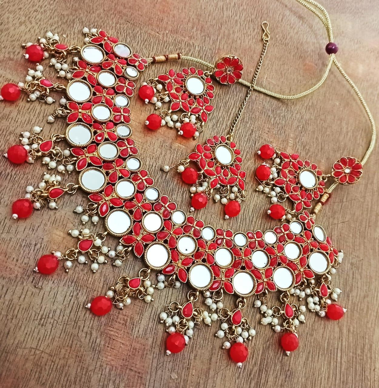 Red Mirror Necklace Set