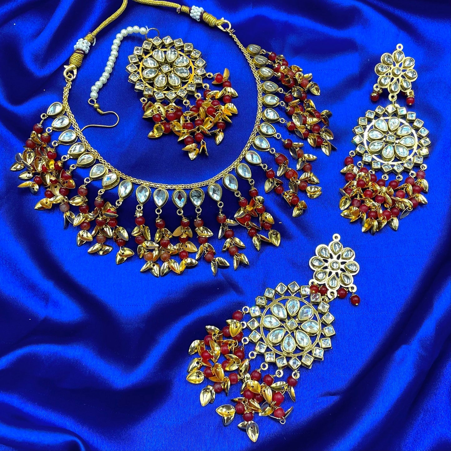 Red Pippal Pathi Necklace Set