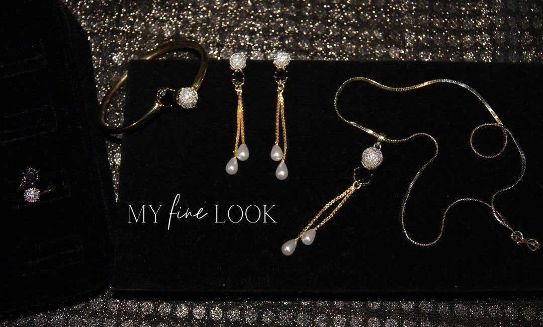 Black American Diamond Necklace Set