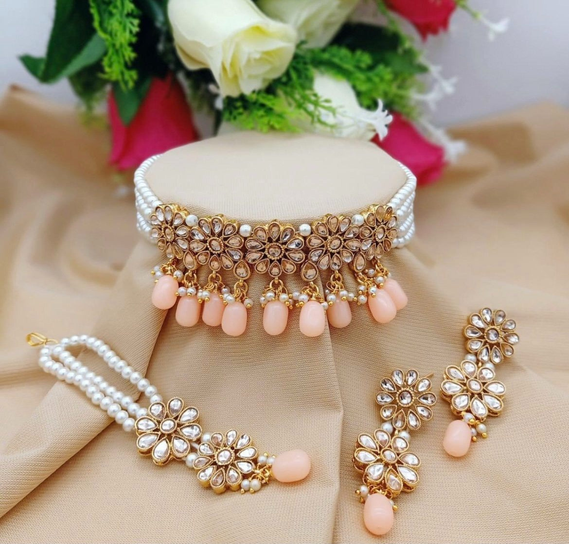 Peach Kundan and Pearls Choker Set
