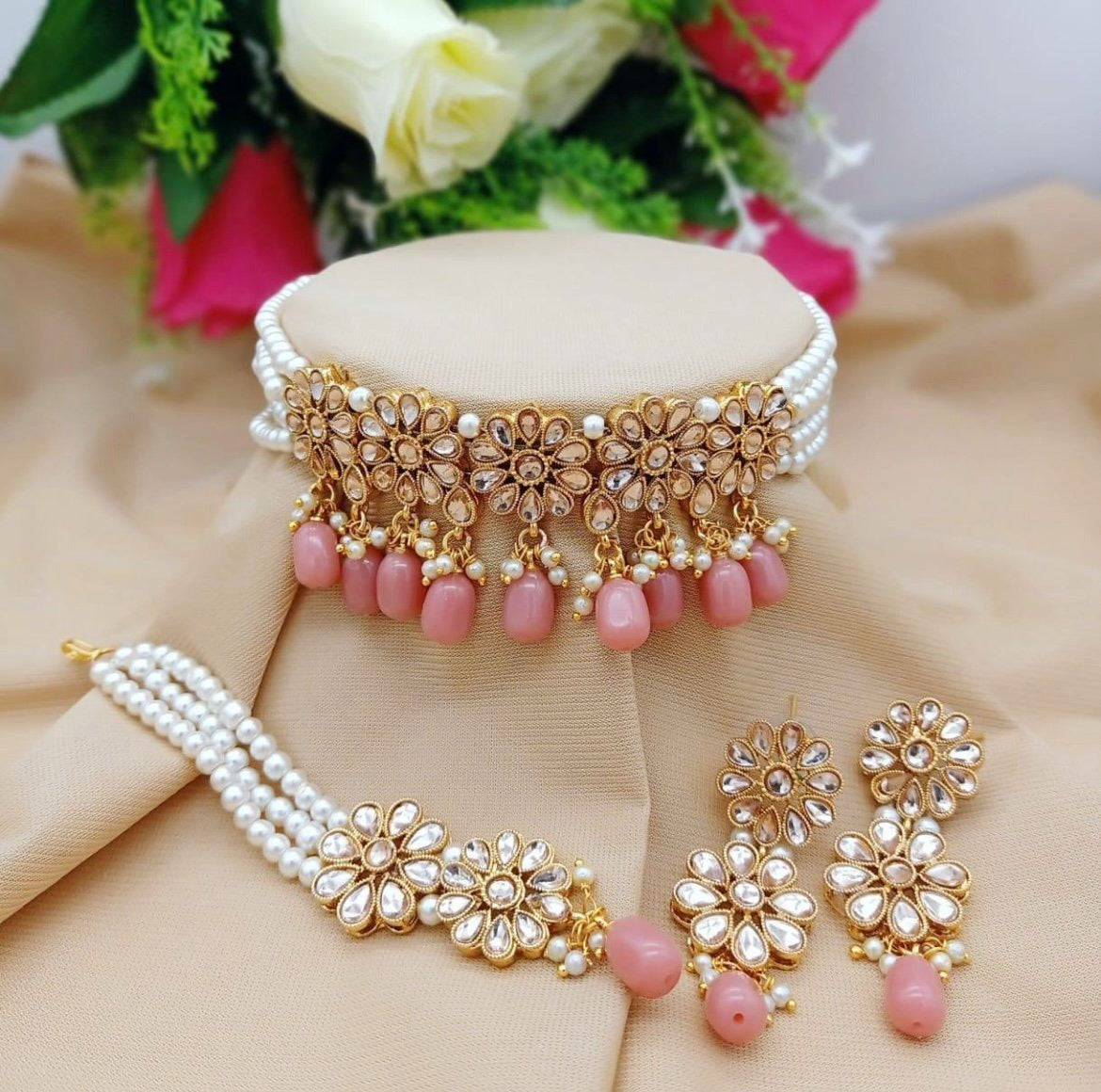 Peach Kundan and Pearls Choker Set