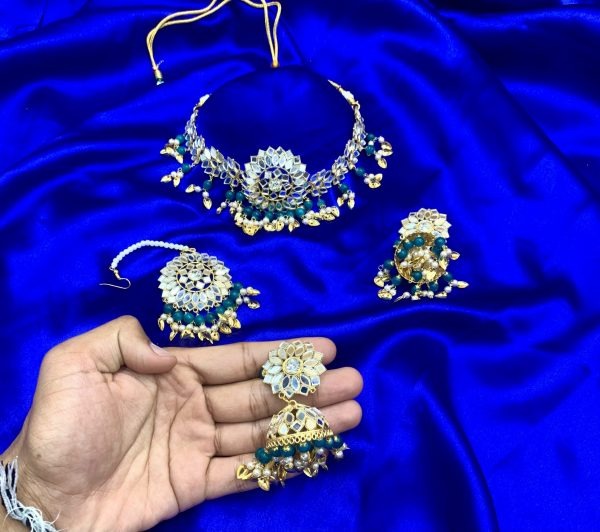Mirror Pippal Pathi Choker Set