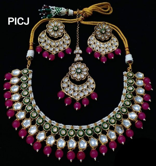Handmade Kundan/Meena Necklace set