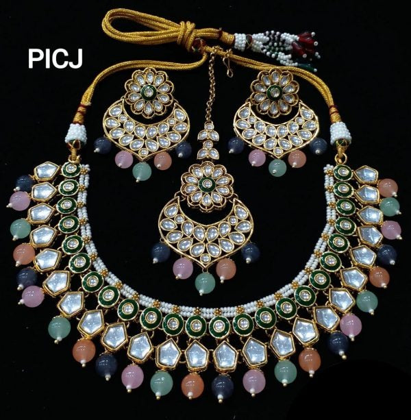 Handmade Kundan/Meena Necklace set