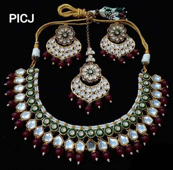 Handmade Kundan/Meena Necklace set