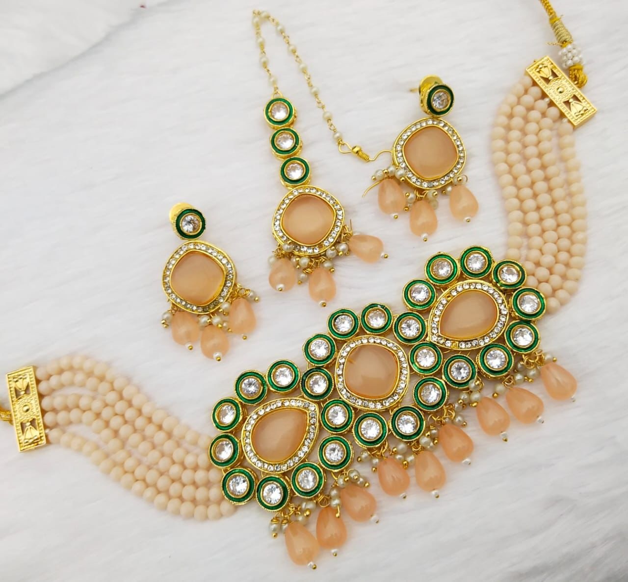 Onex Choker Set