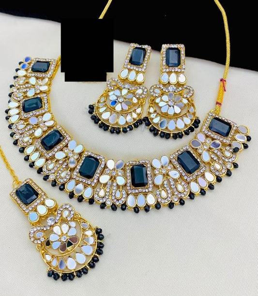 Mirror/Stones Necklace Set
