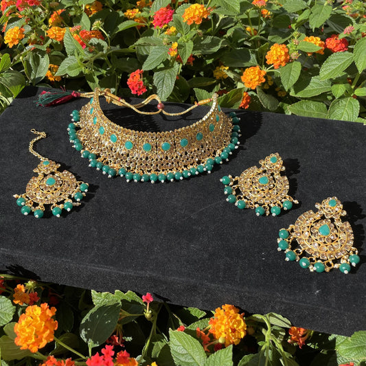 Green Choker Necklace Set