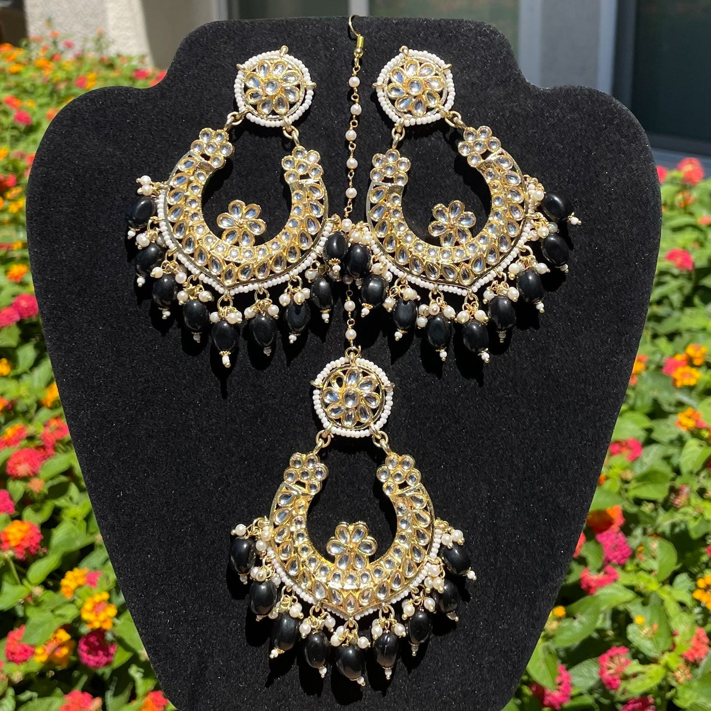 Black Kundan Pearls Earrings with Tikka