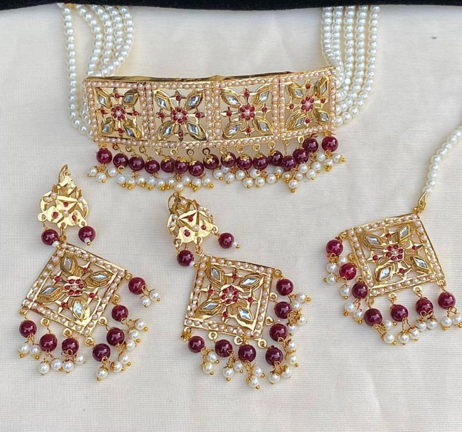 Maroon Kundan Jadaoo Set