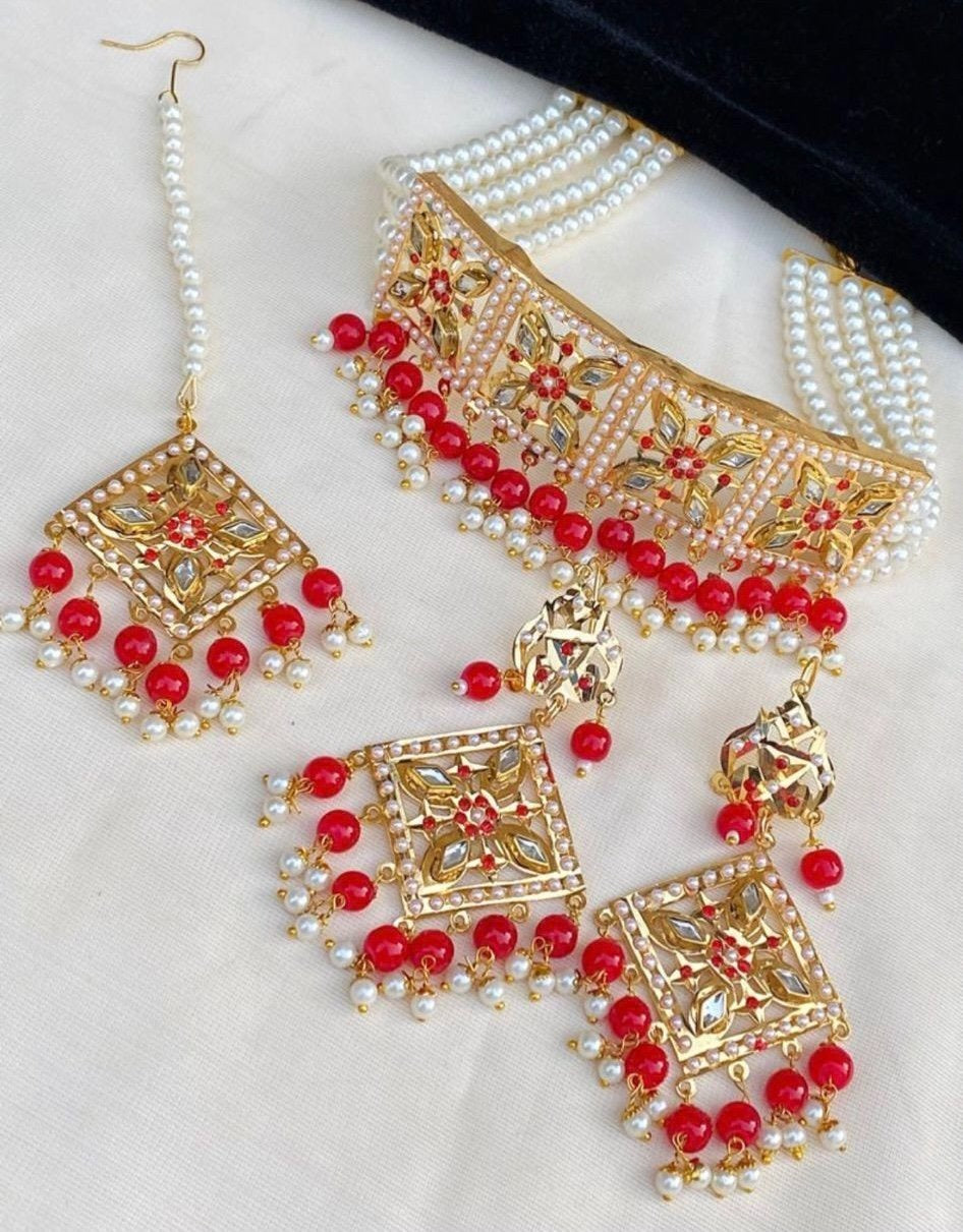 Red Kundan Jadaoo Set