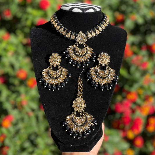 Black Kundan Necklace Set