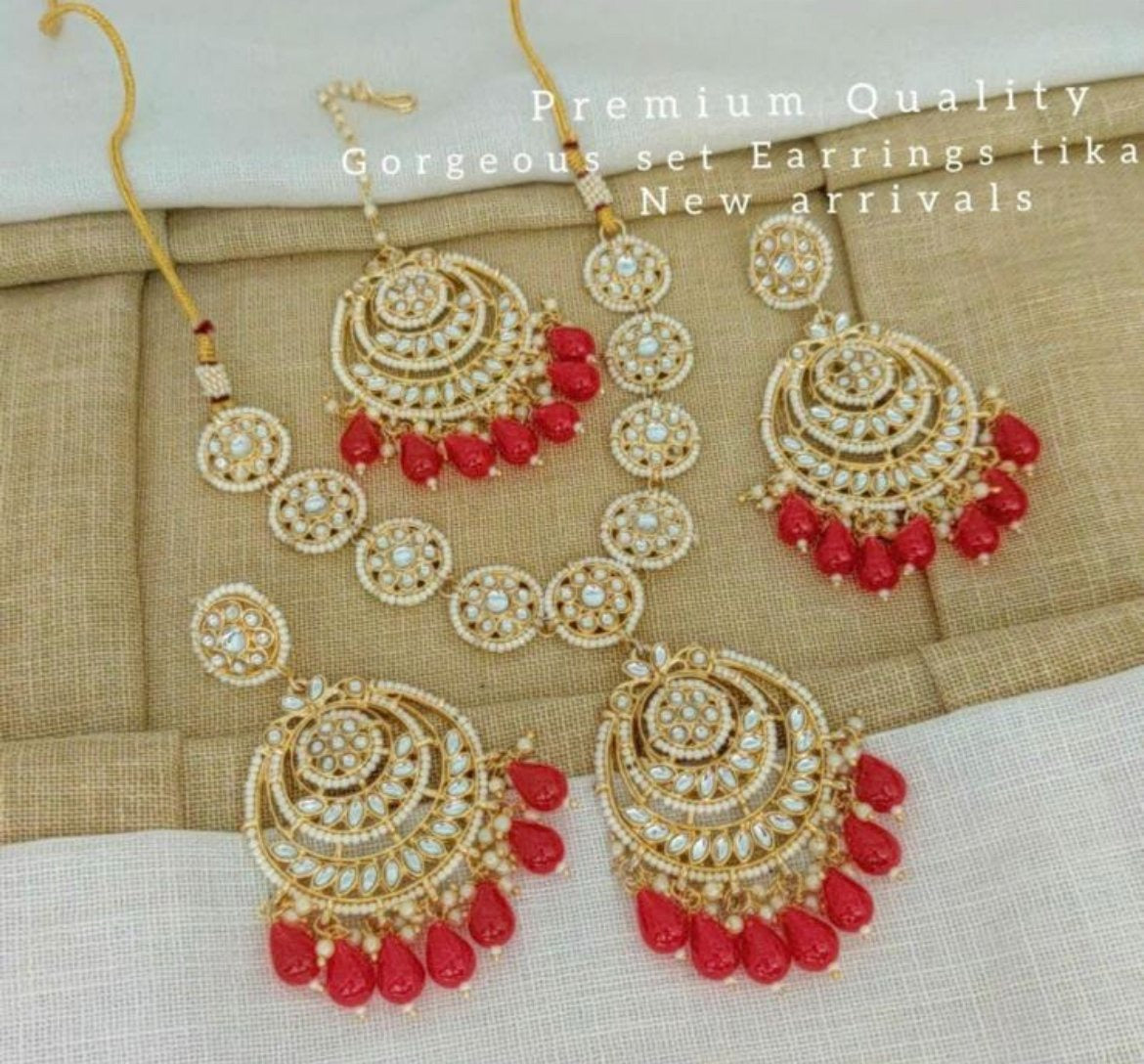 Red Necklace Set