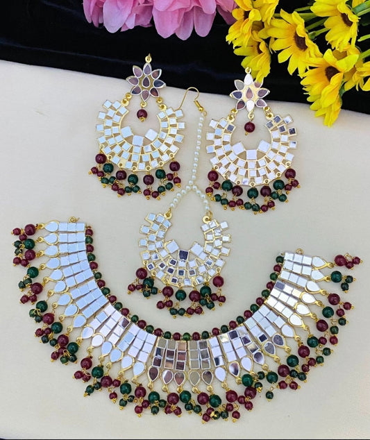 Multicolor Necklace Set
