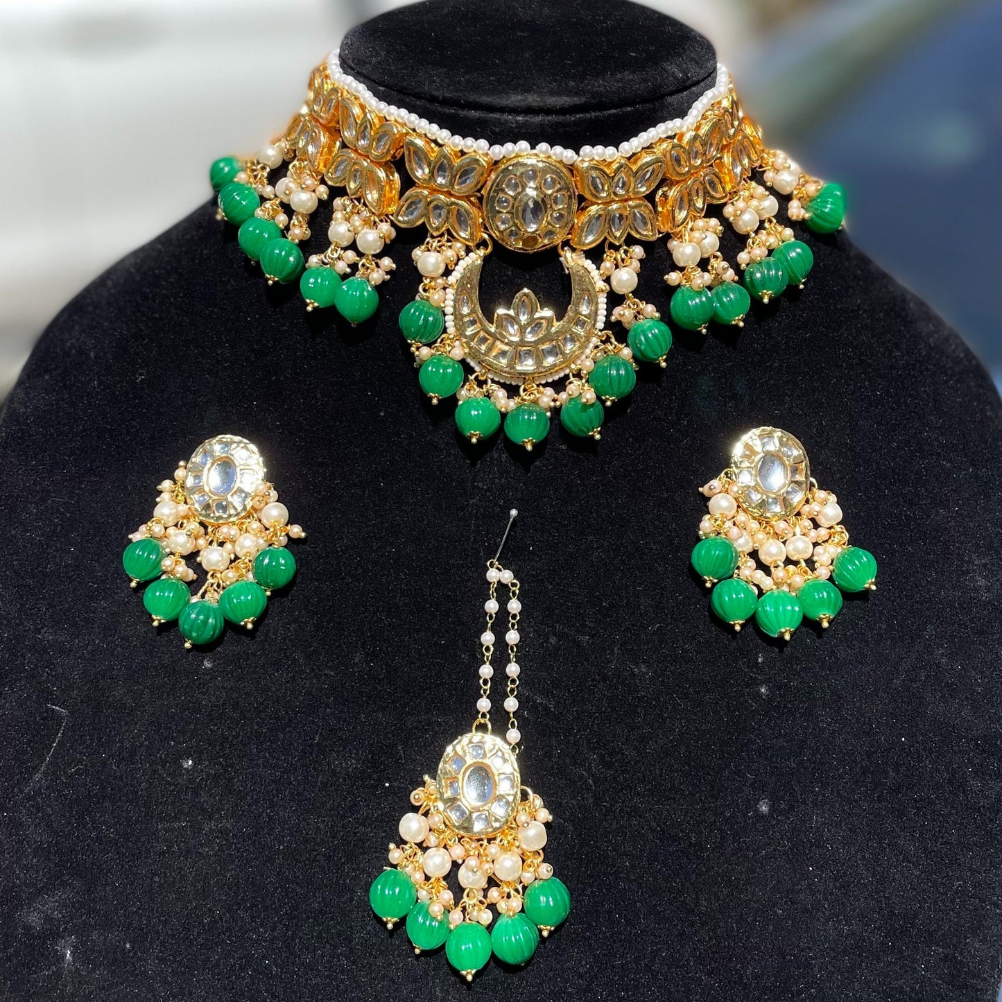 Green Kundan Necklace Set