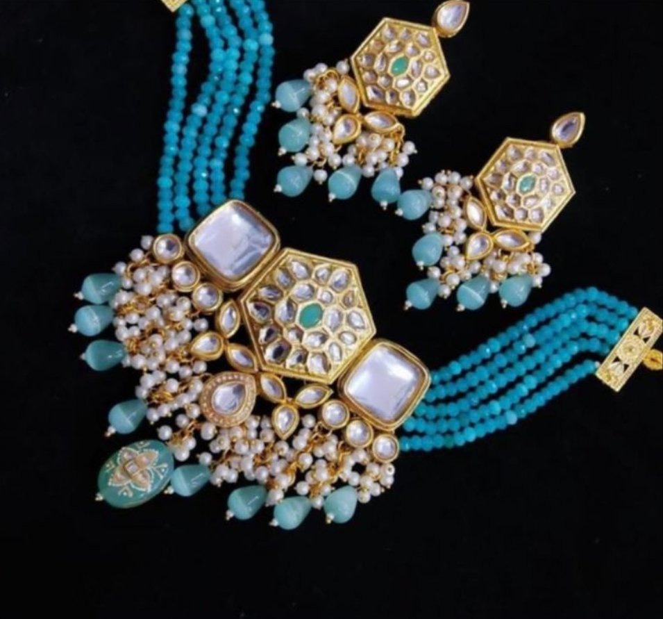 Fehrozy Blue Kundan Set