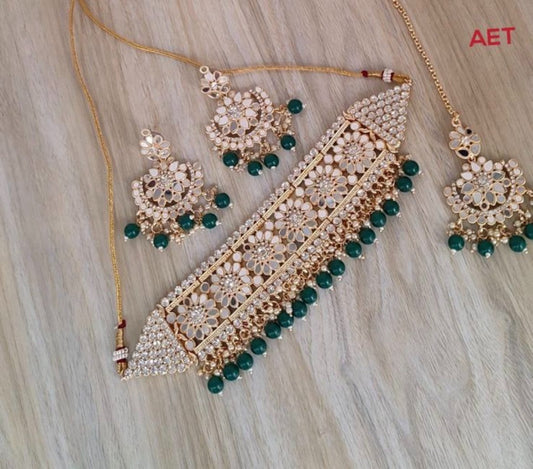 Green Mirror Choker Set