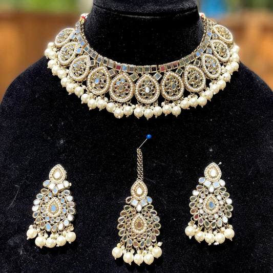 White Mirror Necklace Set