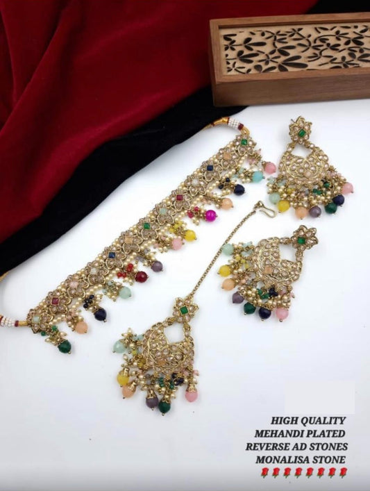Multicolor Choker Set
