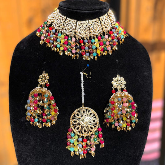 Multicolor Pippal Pathi Jadaoo Necklace Set