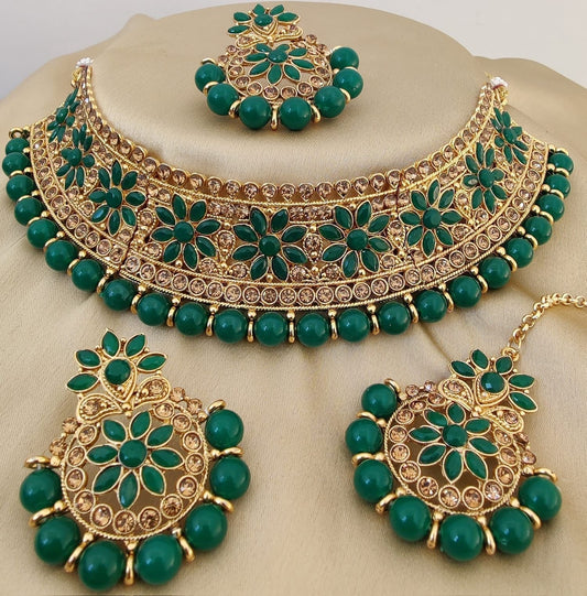 Green Choker Set