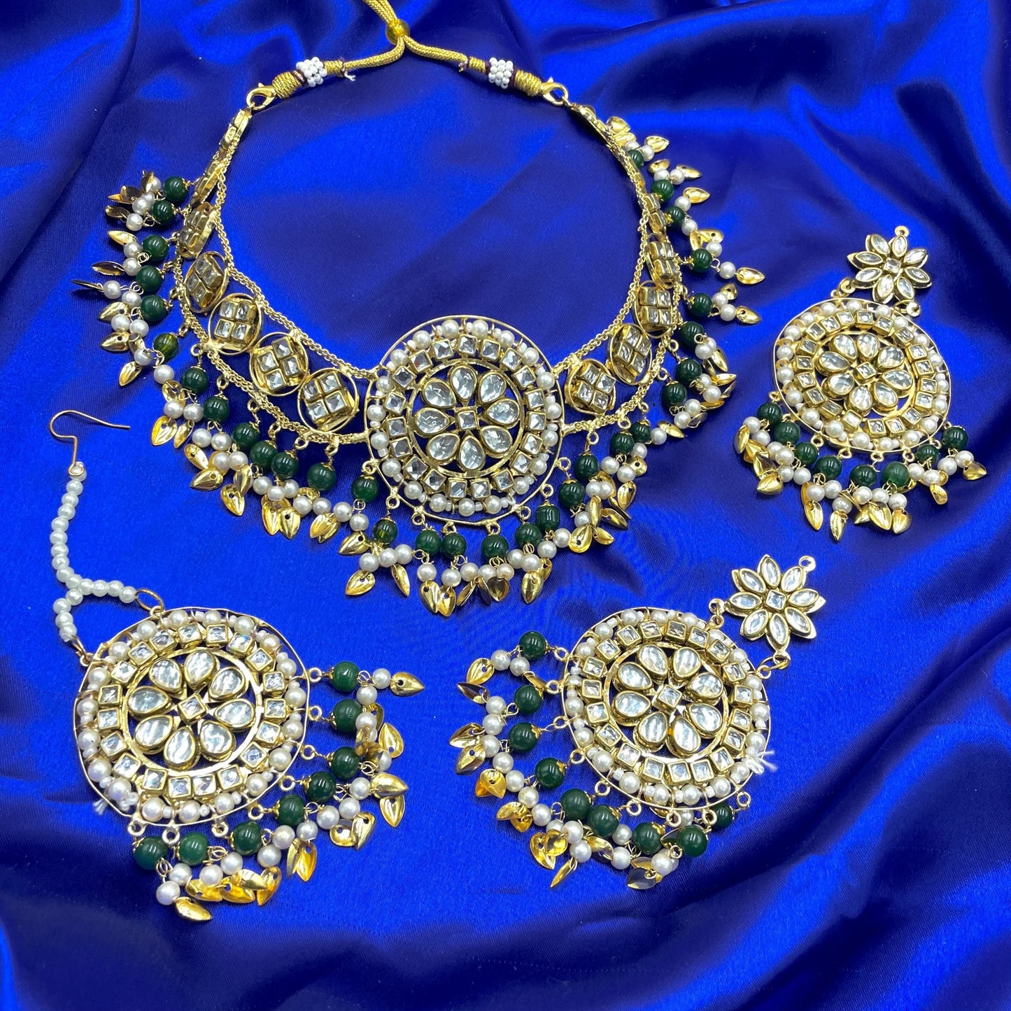 Green Pippal Pathi Necklace set