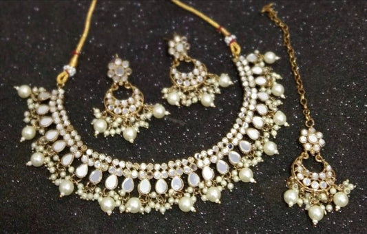 White Mirror Necklace Set