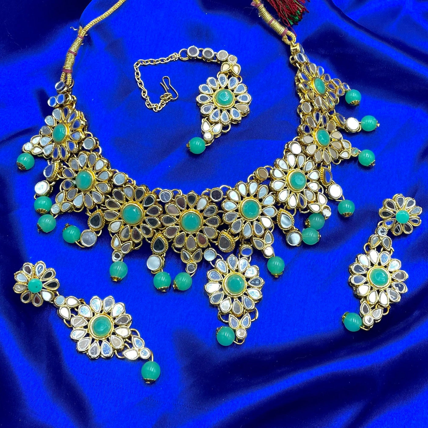 Turquoise Blue Necklace Set
