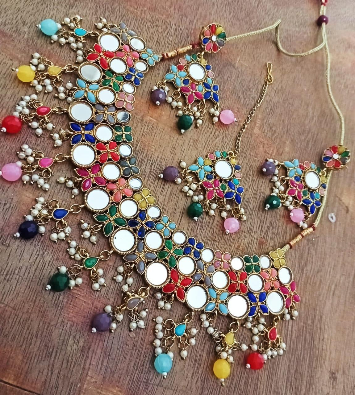 Multicolor Mirror Necklace Set