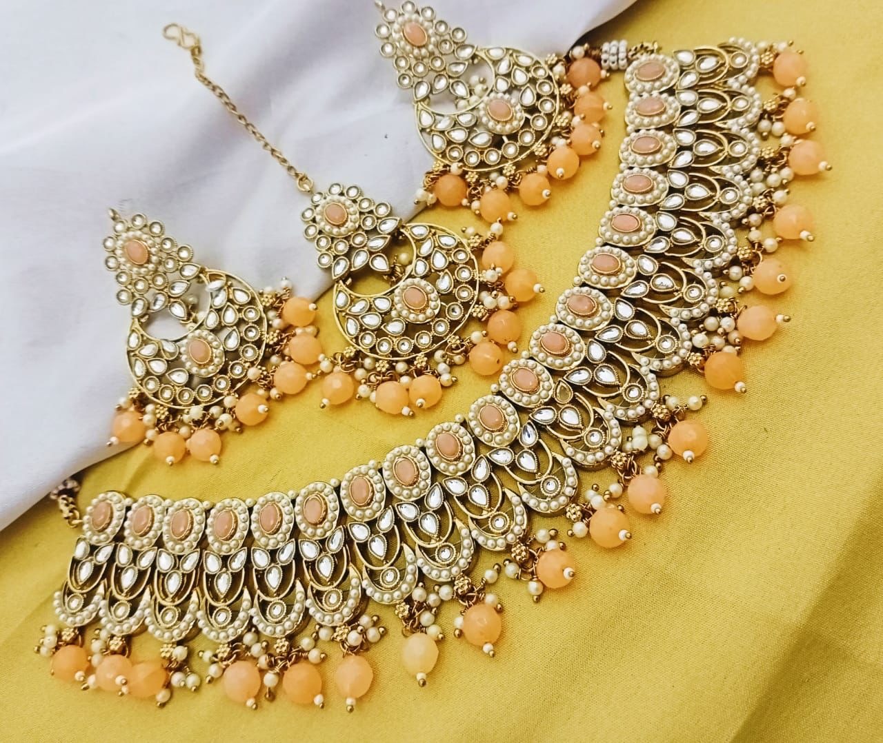 Peach Necklace Set