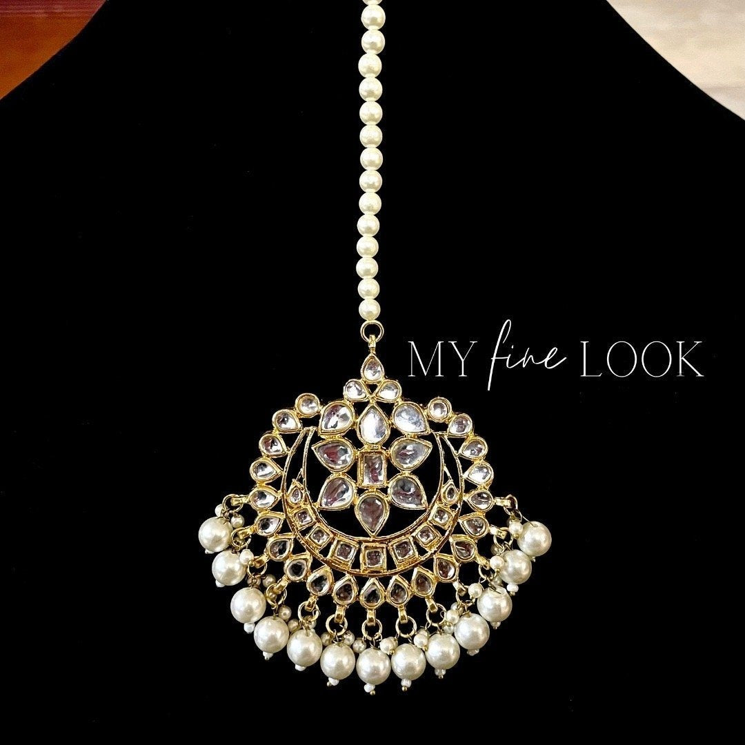 White Kundan Maang Tikka