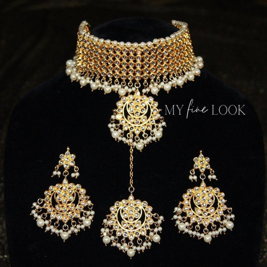 White Choker Set