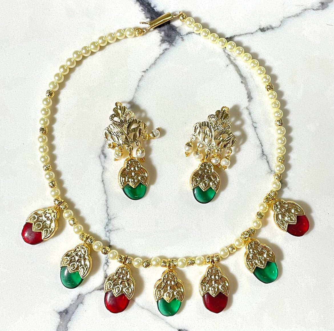 Multicolor Necklace Set