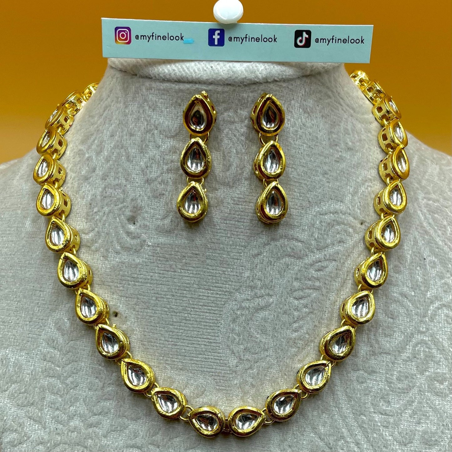 Kundan Necklace Set